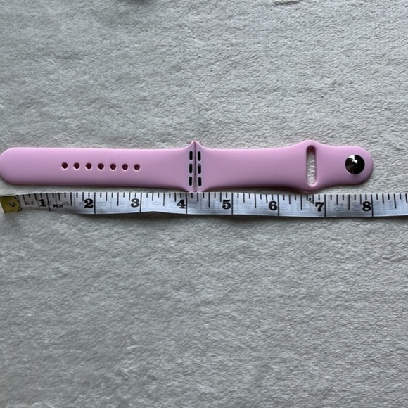 Soft Pink Silicone Strap for Apple Watch Series‎ Compatibility - Picture 3 of 3